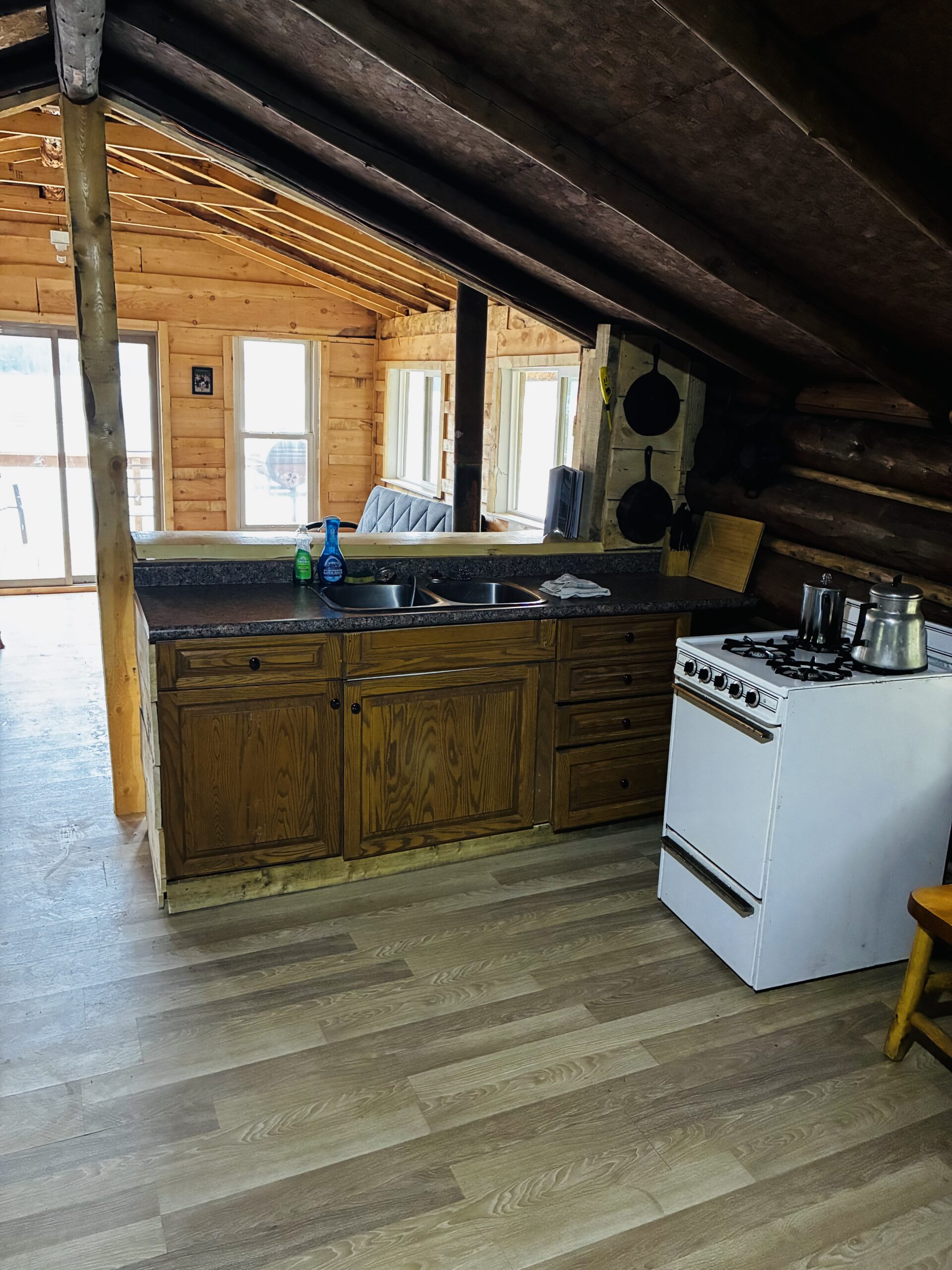 remote wilderness outfitter cabin ontario canada
